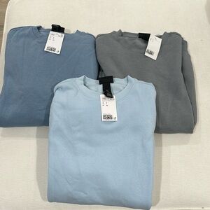 Size Small NWT H&M Crewneck Sweatshirts